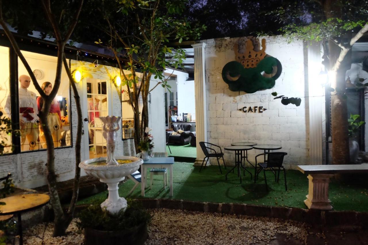 Florentino Hostel Rayong Exterior foto